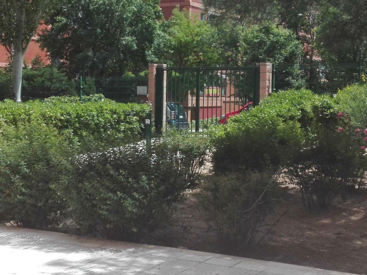 Apartamento Pinar De Chamartin Apartment Madrid Ngoại thất bức ảnh